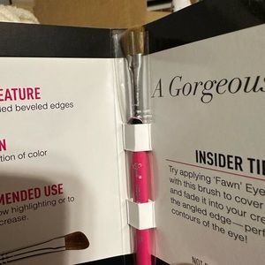 Set of 5 Sigma Mini Brushes w/ Brush Shampoo